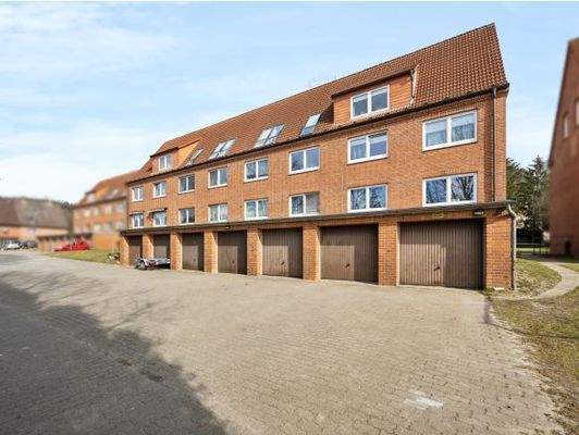 Rückansicht Garagen.jpg