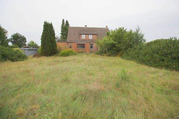 Filet-Bauplatz mit Abrissobjekt