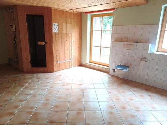 Umbau zur Einliegerwohnung möglich