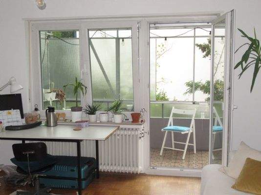 Wohnen (mit überdachtem Balkon)