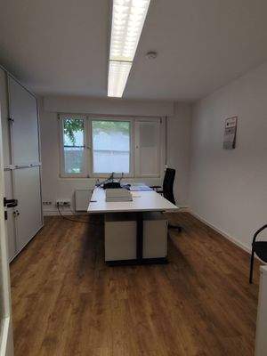Büro.jpg
