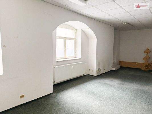 Freie Gewerbefläche EG