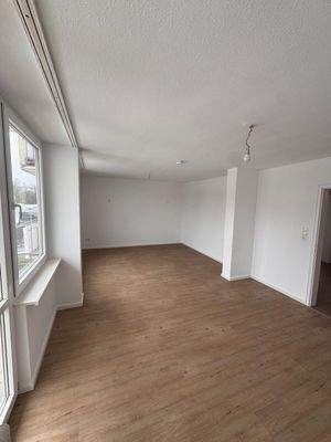 Wohnzimmer Weitwinkel.jpg