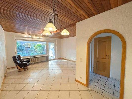 großzügiges Wohn-/Esszimmer