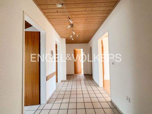 Gepflegter Eingangsbereich