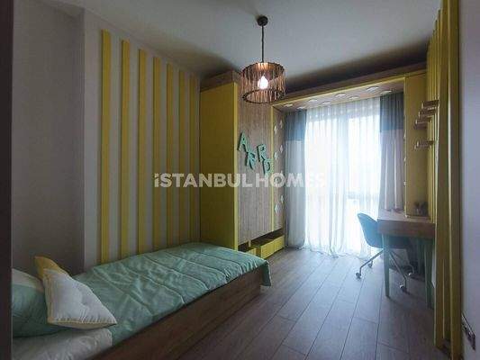 Apartments in a Complex with Swimming Pool in Istanbul