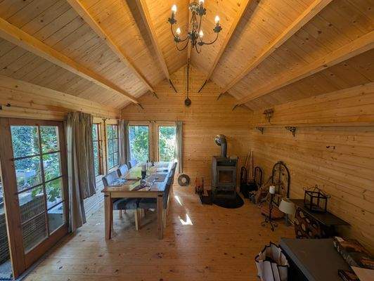 Innenansicht Holzhütte