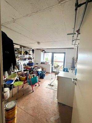 Kellerraum mit Gartenzugang.jpg