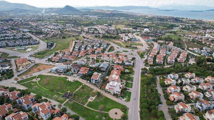 Seaview Villa with a Private Garden and Pool in İzmir