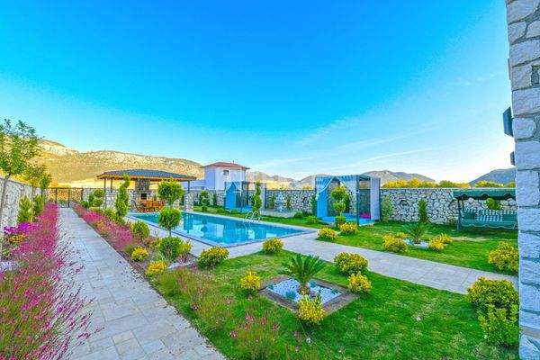 Detached Townhouse with 2 Bedrooms and Furniture in Kaş Kalkan