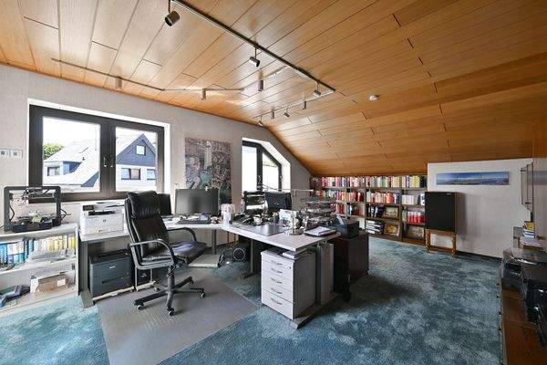 Arbeitszimmer DG