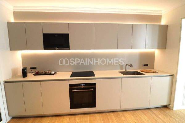 Apartments in a Renovated Building Near the Sea in Barcelona