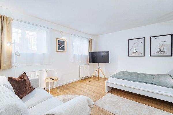 Wohn- und Schlafzimmer