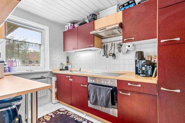 Küche mit Einbauküche