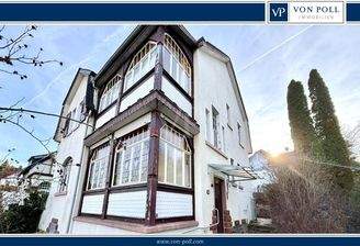 Villa mit Charme aus der Jahrhundertwende in einer der historischsten Straßen Hofheims