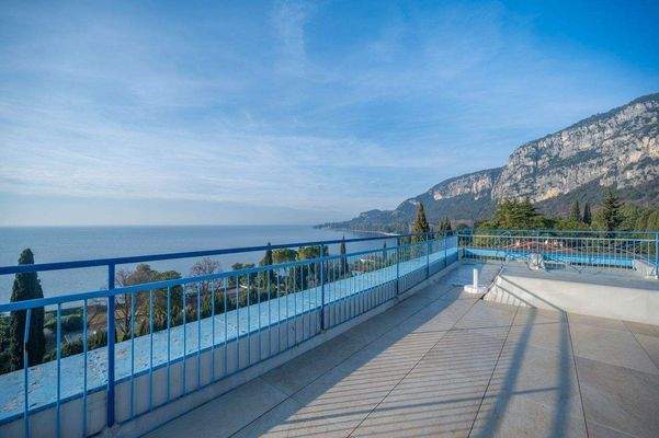 Tecnocasa Garda 0378.jpg