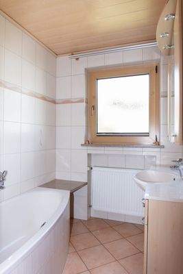 Badezimmer EG