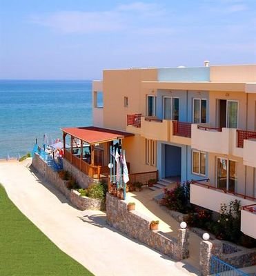 Kreta, Sfakaki: Kleines Hotel direkt am Strand zu verkaufen