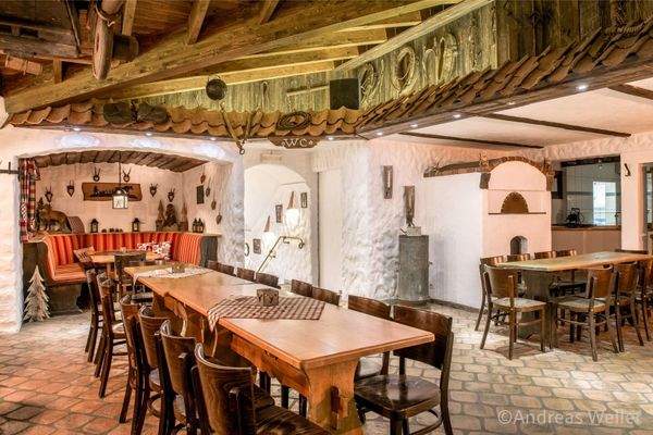 2652020i2 Köhlerhütte_innen