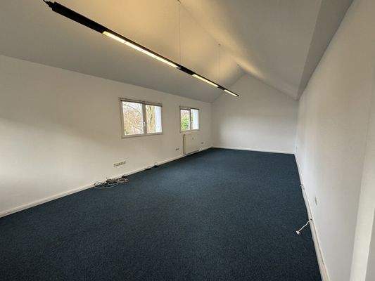 20251218_112656271_iOS