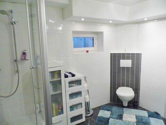 Duschbad im Hang 2.JPG