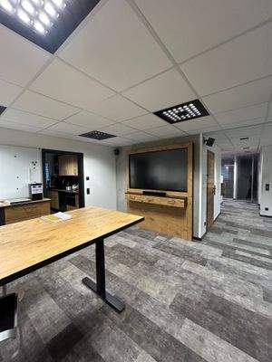 Besprechnungsraum EG Teamraum.jpg