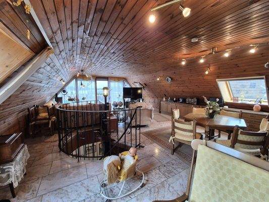 Wohnzimmer Hauptwohnung