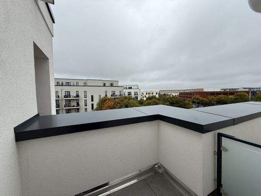 Blick vom Balkon (Schlafzimmer)