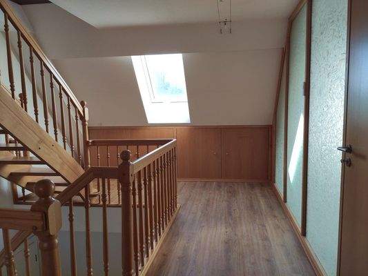 Flur, Treppenaufgang (Ebene 2)