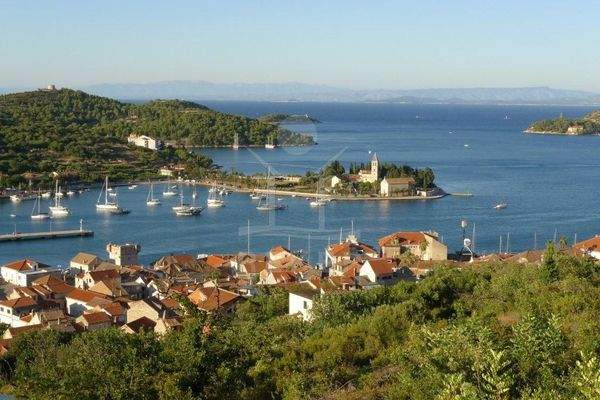 Eine fantastische Lage erwartet Sie hier