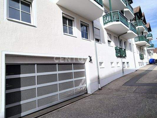 Außenansicht/Garage