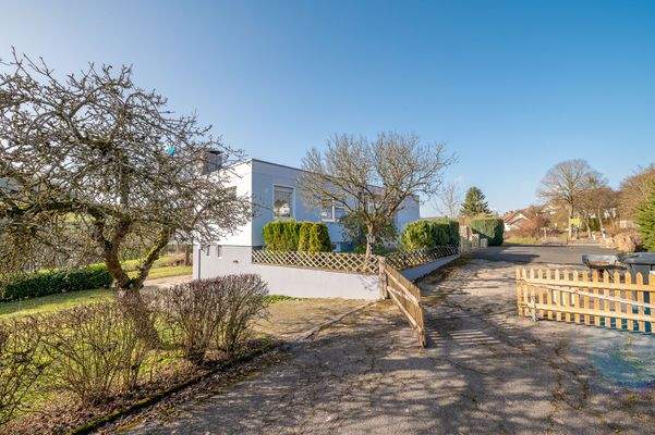 Bornweg 15/16 – 54668 Holsthum