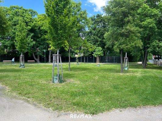 Hans Dunkl Park