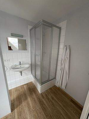 15e_3BZ Nr.1 Dusche.JPG