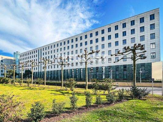 TREUVEST Büro mieten Düsseldorf-01