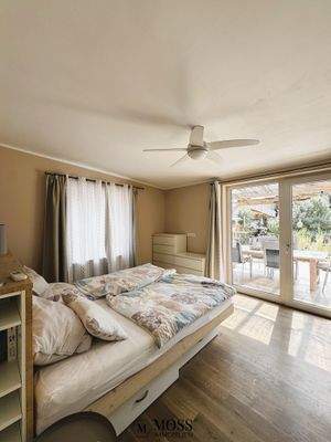 Großes Schlafzimmer 