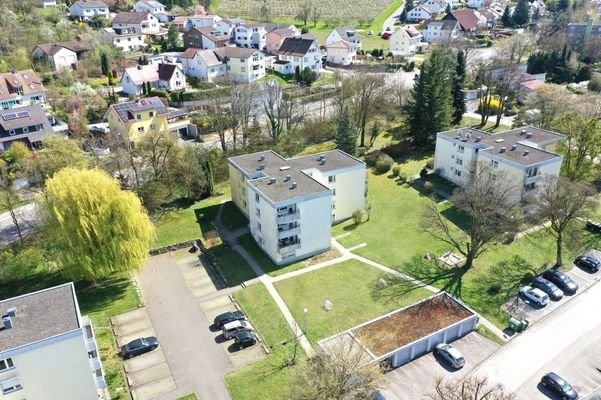 Wohnanlage und Umgebung