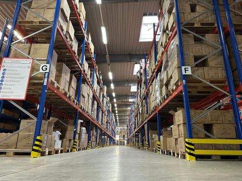 Garbsen Halle, Garbsen Hallenfläche