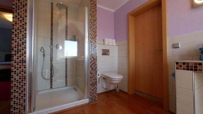 Badezimmer Obergeschoss (2)