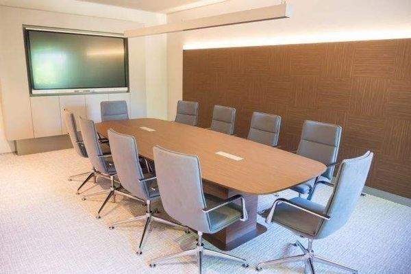 Multidmediaraum für Zoom-Konferenzen, Präsentation