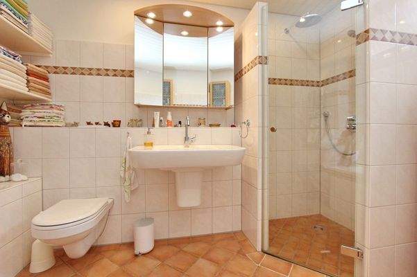 Badezimmer (2)