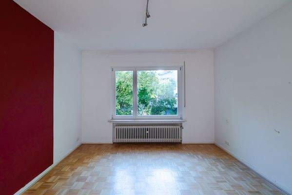 Schlaf-/ Kinder-/ Arbeitszimmer 