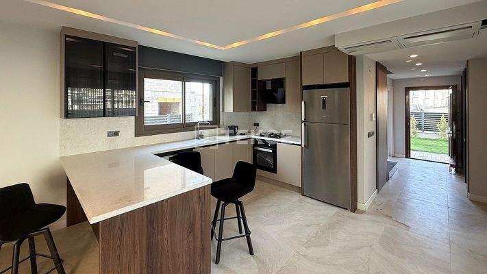 Brand New Villas with Private Pools and Gardens in Kuşadası