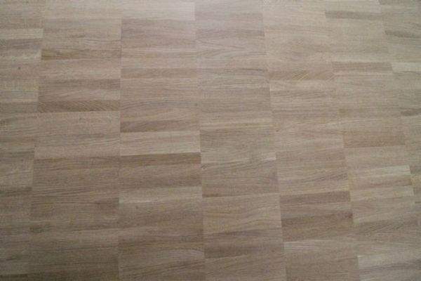 Hochwertiger Parkettboden