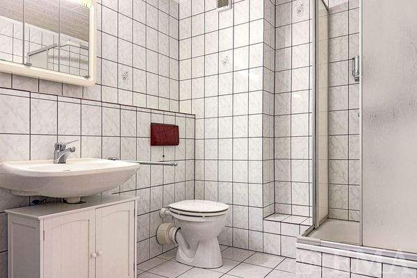 Duschbad im Dachgeschoss