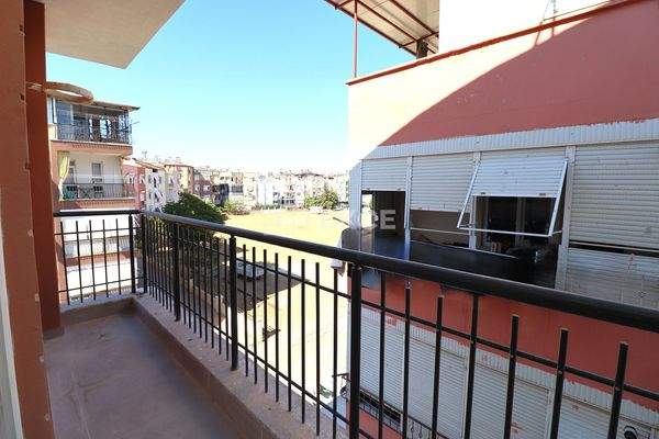 Flats Close to Social Facilities and Tram in Antalya Kepez
