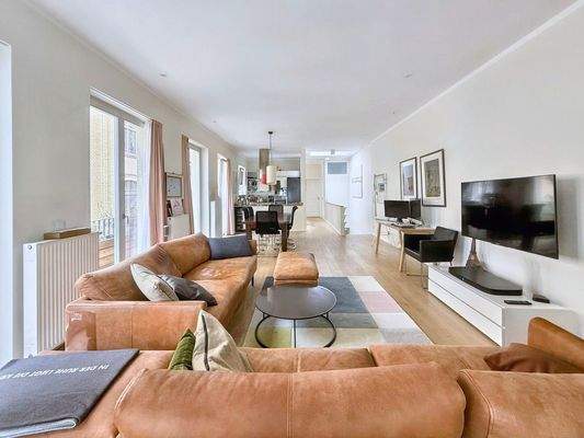 Oberer Offener Wohnbereich + Essbereich