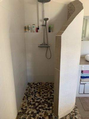 Badezimmer 1. Wohneinheit EG