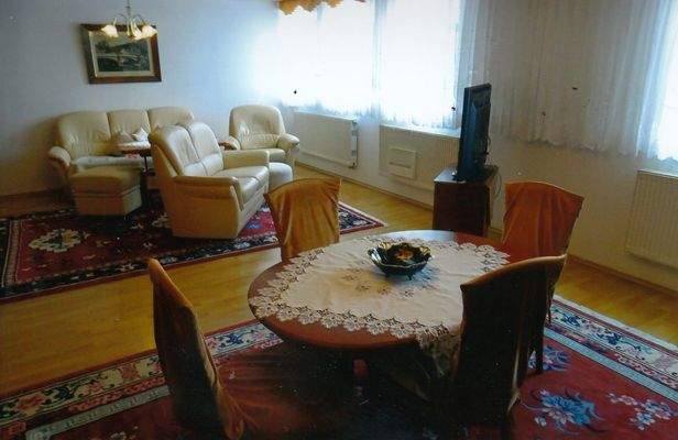 OG großes Wohnzimmer