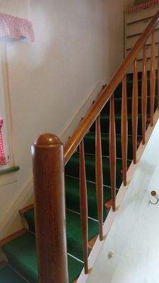 Treppenhaus Blick nach Westen: Erste Treppe zum OG